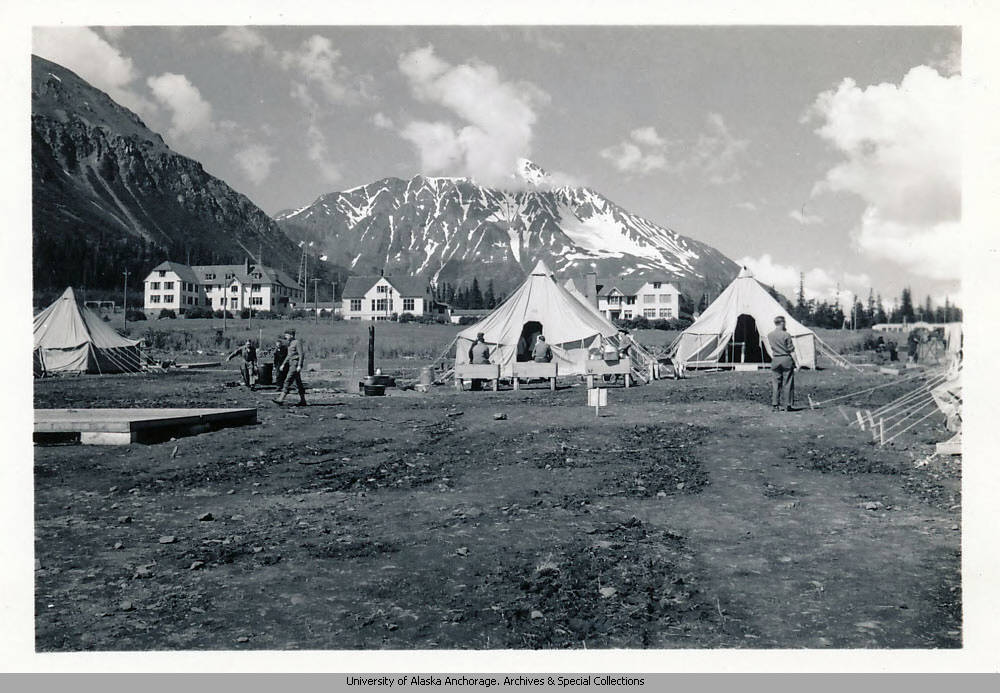 Fort Raymond.1941-1943.jpg